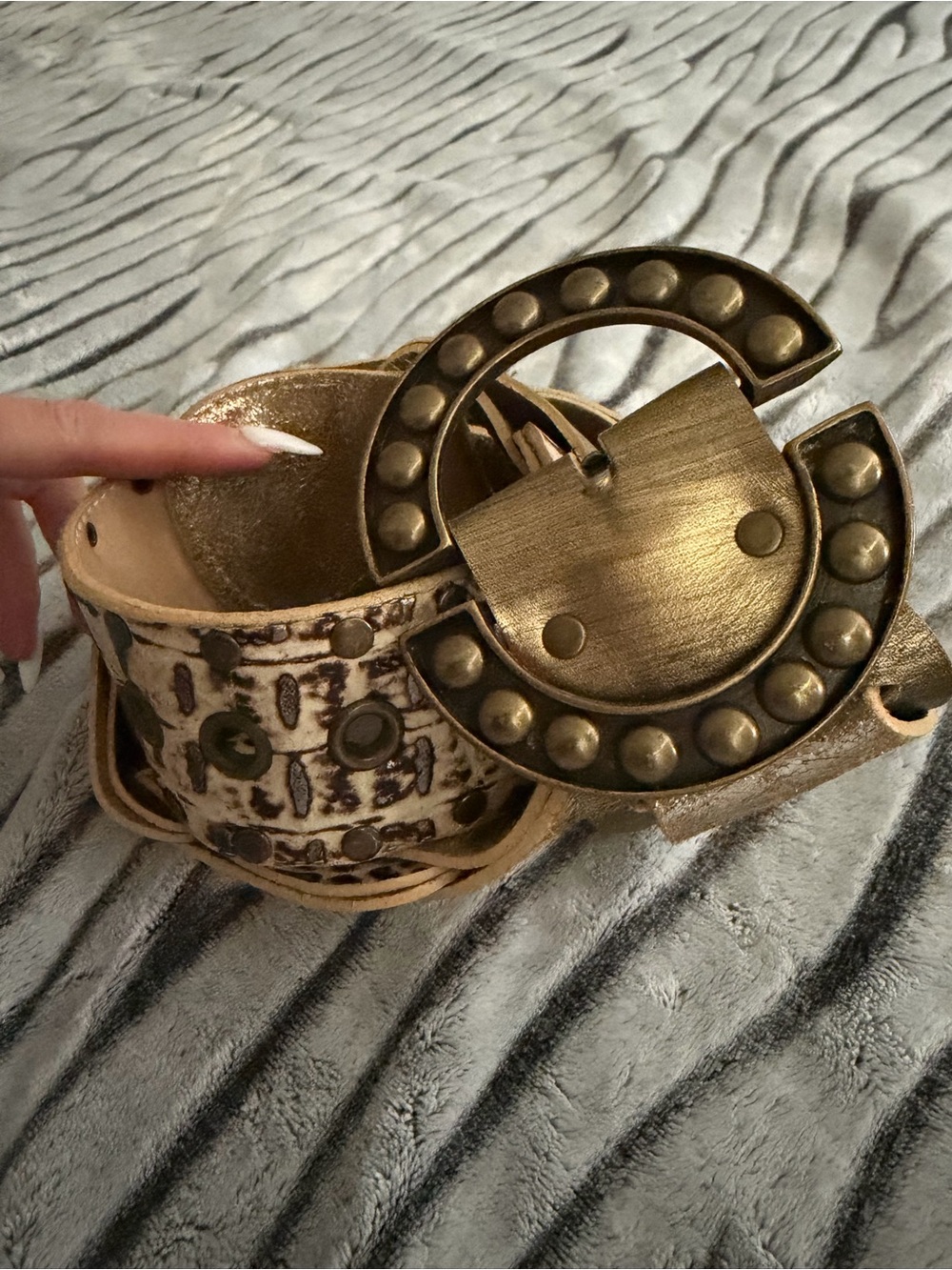 Vintage Leatherock Metallic Gold Wide Studded Belt with Patterned Band